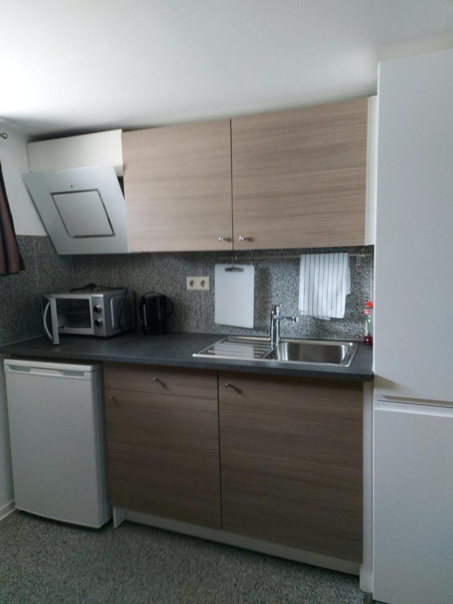 Zimmer In Direkter Naehe Zu Basel Гренцах-Вюлен Екстериор снимка